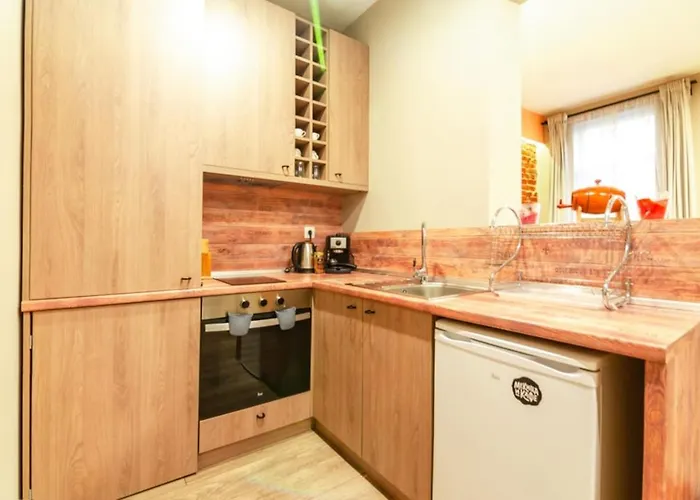 1 Bedroom Wine Journey *